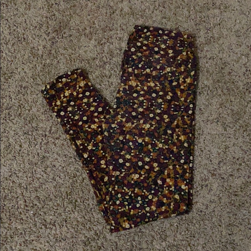 LuLaRoe warm colored floral leggings. Standard O/S